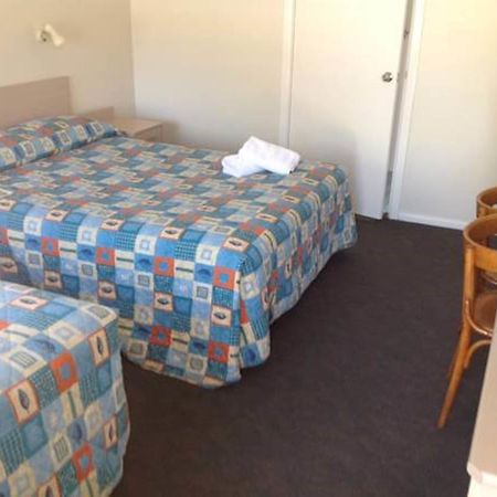 Gundagai Gabriel Motor Inn Cameră foto